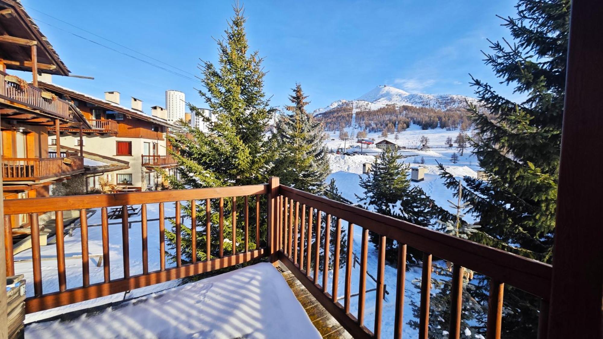 Willa Hostdomus - Imperial Chalet Colle Colle Sestriere Zewnętrze zdjęcie